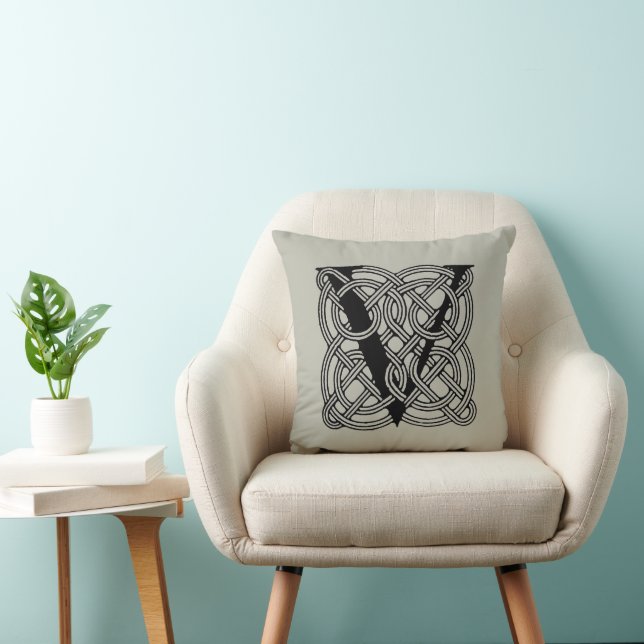 Letter V Monogram Vintage Keltische Knoopprint Kussen (Stoel)