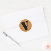 Letter V Stencil Alfabet van Janz Peru Gold Ronde Sticker (Envelop)