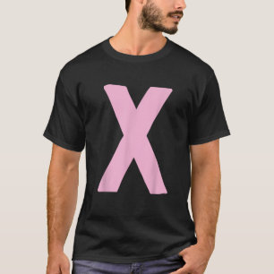 Letter X groot en vet in roze T-shirt