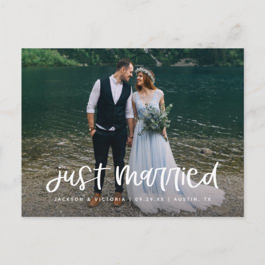 Lettering Just Married Elopement Briefkaart (Voorkant)