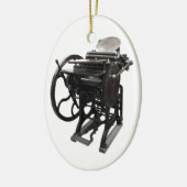 letterpress 1888 ovaal siermiddel keramisch ornament (Links)