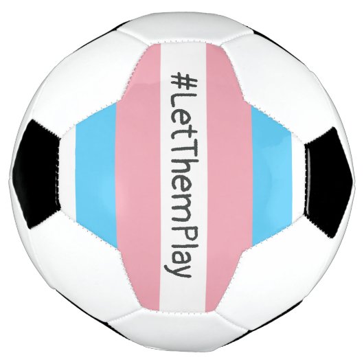 #LetThemPlay Transgender atleten Trans vlag Voetbal (Gedraaid)