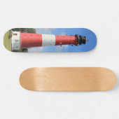 Leuchtturm auf Insel Pellworm im Sommer Persoonlijk Skateboard (Horizontaal)