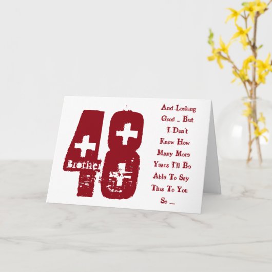Leuk, 48e verjaardag, rood en wit tekst. kaart (Gele Bloem)