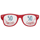 Leuk 50 en Fabulous 50ste verjaardag Rood Blauw Retro Zonnebril (Voorkant)