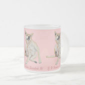 Leuk afbeelding van jeukende hond krabben met slog matglas koffiemok (Voorkant rechts)