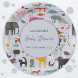 Leuk gepersonaliseerd dierlijk Baby shower Papieren Bordje<br><div class="desc">Met allerlei soorten oerwoud,  safari,  dierentuindieren,  huisdieren,  vogels en wilde dieren. Een monster en een dinosaurus zijn er misschien ook binnengeslopen. Perfect voor een leuk baby shower van het dierenvriend. Wijzig de tekst om deze te personaliseren. Originele kunst van Nic Squirrell.</div>
