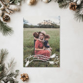 Leuk geschreven Vrolijk Kerstfeest op een getekend Feestdagenkaart