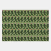 Leuk & grillig Bigfoot Santa in blauw, groen, rood Inpakpapier Vel (Voorkant 2)
