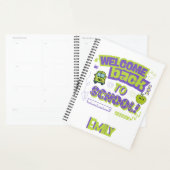 Leuk Groen Paars Welkom Terug Op School Planner (Display)