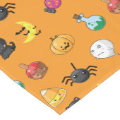 Leuk Halloween Patroon met oranje achtergrond Korte Tafelloper (Hoek)