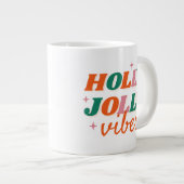 Leuk Holly Jolly Vibes kerstontwerp Grote Koffiekop (Voorkant rechts)