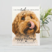 Leuk huisdier likte de enveloppen | Foto van Kerst Feestdagenkaart (Staand voorkant)