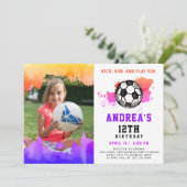 Leuk Meisje Kleurrijke Roze Voetbal Verjaardagsfee Kaart (Staand voorkant)