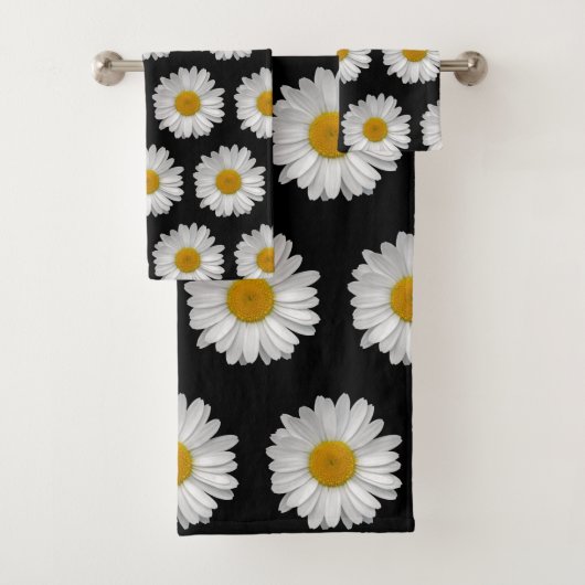 Leuk Modern Daisy Bloempatroon op Zwart Bad Handdoek (Insitu)