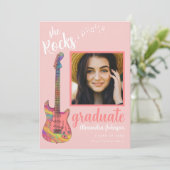 Leuk modern roze script afstudeerfoto kaart (Staand voorkant)
