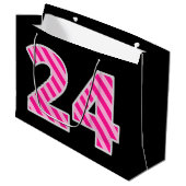 Leuk roze gestreept "24"; Gelukkige 24e verjaardag Groot Cadeauzakje (Voorkant Gekanteld)