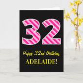 Leuk roze gestreept "32"; Gelukkige 32e verjaardag Kaart (Gele Bloem)