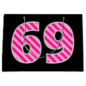 Leuk roze gestreept "69"; Gelukkige 69e verjaardag Groot Cadeauzakje (Voorkant)