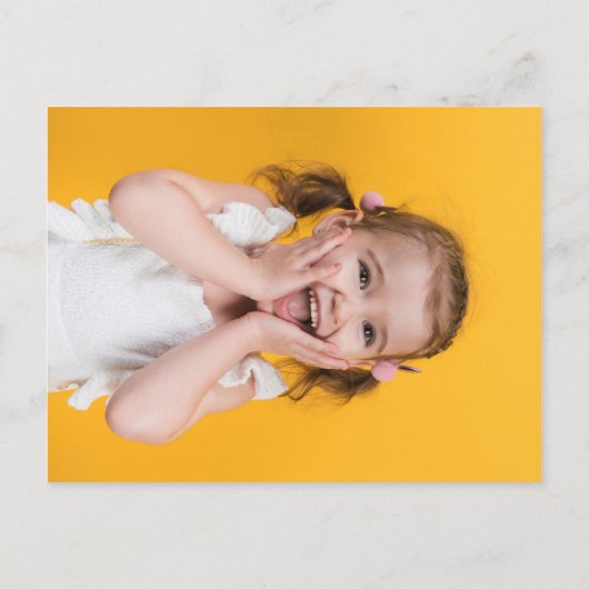 Leuk roze verjaardagsfeestje moderne komische foto uitnodiging briefkaart (Achterkant)