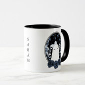 Leuk spookmeisje met boog en Rozen Mok (Voorkant rechts)