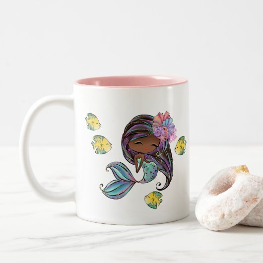 Leuk strand zeemeermin liefhebbers monogram tweekleurige koffiemok (Met donut)