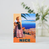 Leuk, vrouw kijkt naar Franse riviera,  Briefkaart (Staand voorkant)