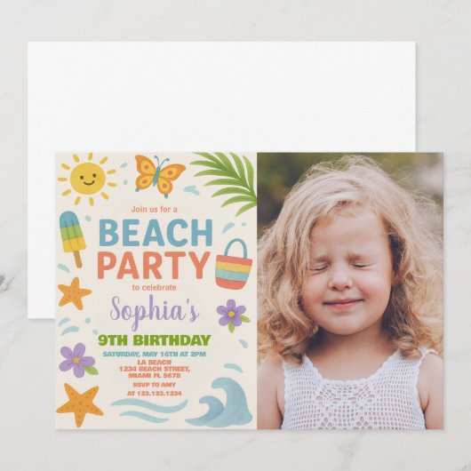 Leuk zomerthema met golven, zonneschijn en speels kaart (Voorkant / Achterkant)