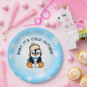 Leuke Baby Pinguïn met Sneeuwvlokken Achtergrond Papieren Bordje (Feest)