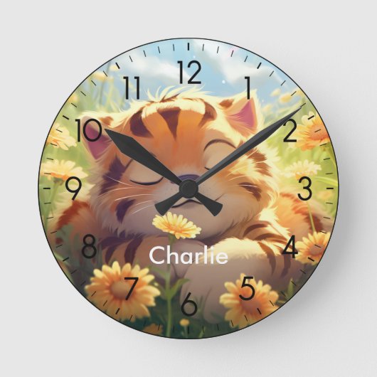Leuke baby tiger aangepaste naam kinderkamer klok (Voorkant)