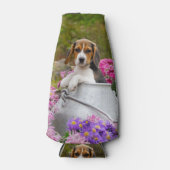Leuke Beagle Dog Puppy in Melkkarn Bottle-Jacket Flesjeskoeler (Voorkant)