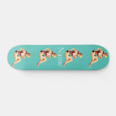 Leuke Blondine Martini Bikini Meisje Thunder_Cove Persoonlijk Skateboard (Horizontaal)