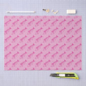 Leuke Bonito Vis in Hot Pink op Pastel Pink Tissuepapier (Craft)