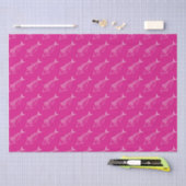 Leuke Bonito Vis in Pastel Roze op Hot Pink Tissuepapier (Craft)