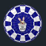 Leuke Bunny op Navy Blue en White Dart Board Dartbord<br><div class="desc">Leuk konijn op marineblauw en wit Dart Board.</div>