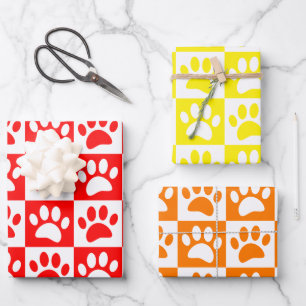 Leuke Cartoon Paw Prints Schaakbord Heldere kleure Inpakpapier Vel