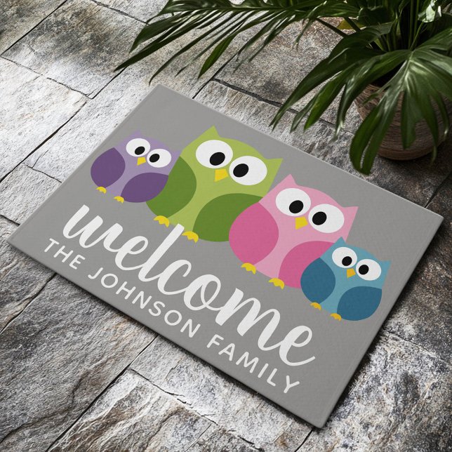Leuke Cartoon Uil Familie en aangepaste naam Deurmat (Custom Welcome Mat)