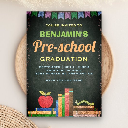 Leuke Chalkboard Preschool Afstuderen Invitation Kaart