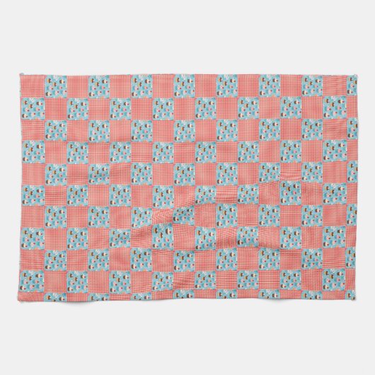 Leuke Cupcake Celebration en Rode Gingham Geruit Theedoek (Horizontaal)