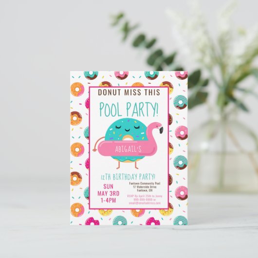 Leuke Donut Flamingo Verjaardag Zwembad Party Meis Uitnodiging Briefkaart (Staand voorkant)