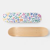Leuke doodle kleurrijke levendige vormen persoonlijk skateboard (Horizontaal)