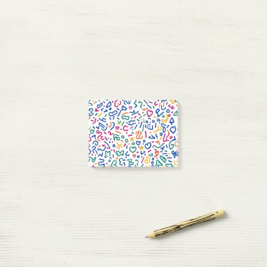 Leuke doodle kleurrijke levendige vormen post-it® notes (Op bureau)
