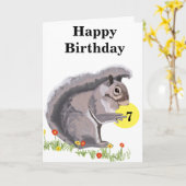 Leuke Eekhoorn bewerkbare Verjaardag Kaart (Gele Bloem)