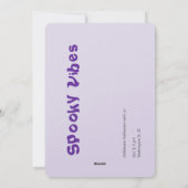 Leuke en hekserige Paarse Halloween Typography Art Feestdagenkaart (Achterkant)