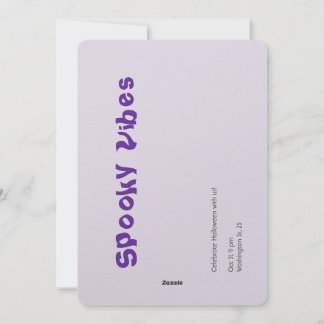 Leuke en heksige paarse Halloween-typografie-kunst Feestdagenkaart