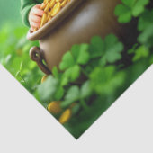 Leuke en schattige kabouter, gouden munten, shamro tissuepapier (Detail)