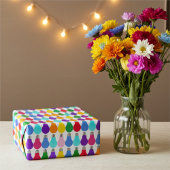 Leuke en vreugdevolle kleurrijke gloeilampen inpak cadeaupapier