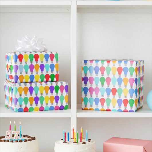 Leuke en vreugdevolle kleurrijke gloeilampen inpak cadeaupapier