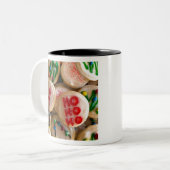 Leuke feestelijke zelfgemaakte Vakantie koekjes Tweekleurige Koffiemok (Voorkant links)
