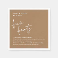 Leuke Feiten over het paar Camel Bruin Bruiloft